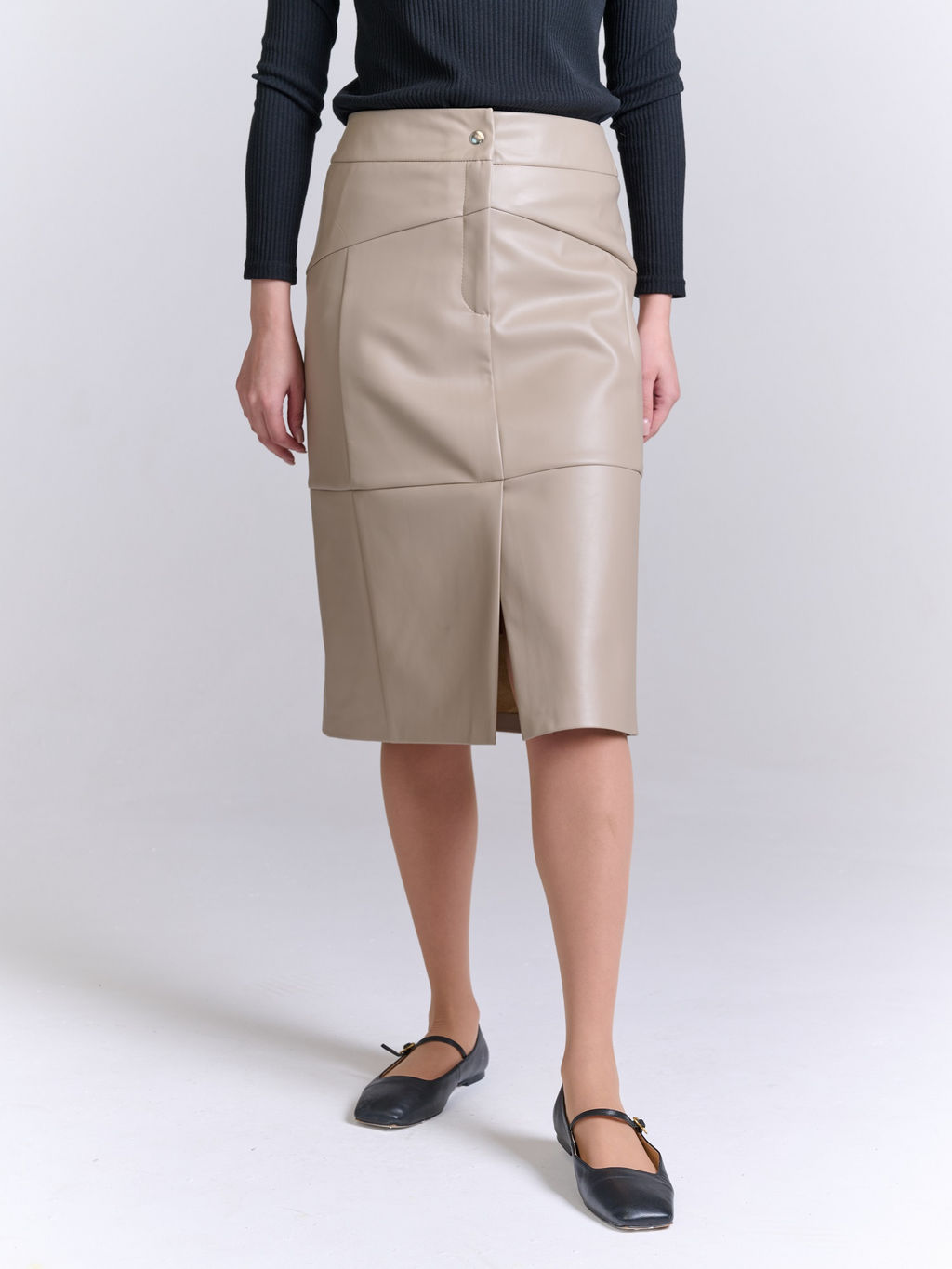 Юбка из экокожи