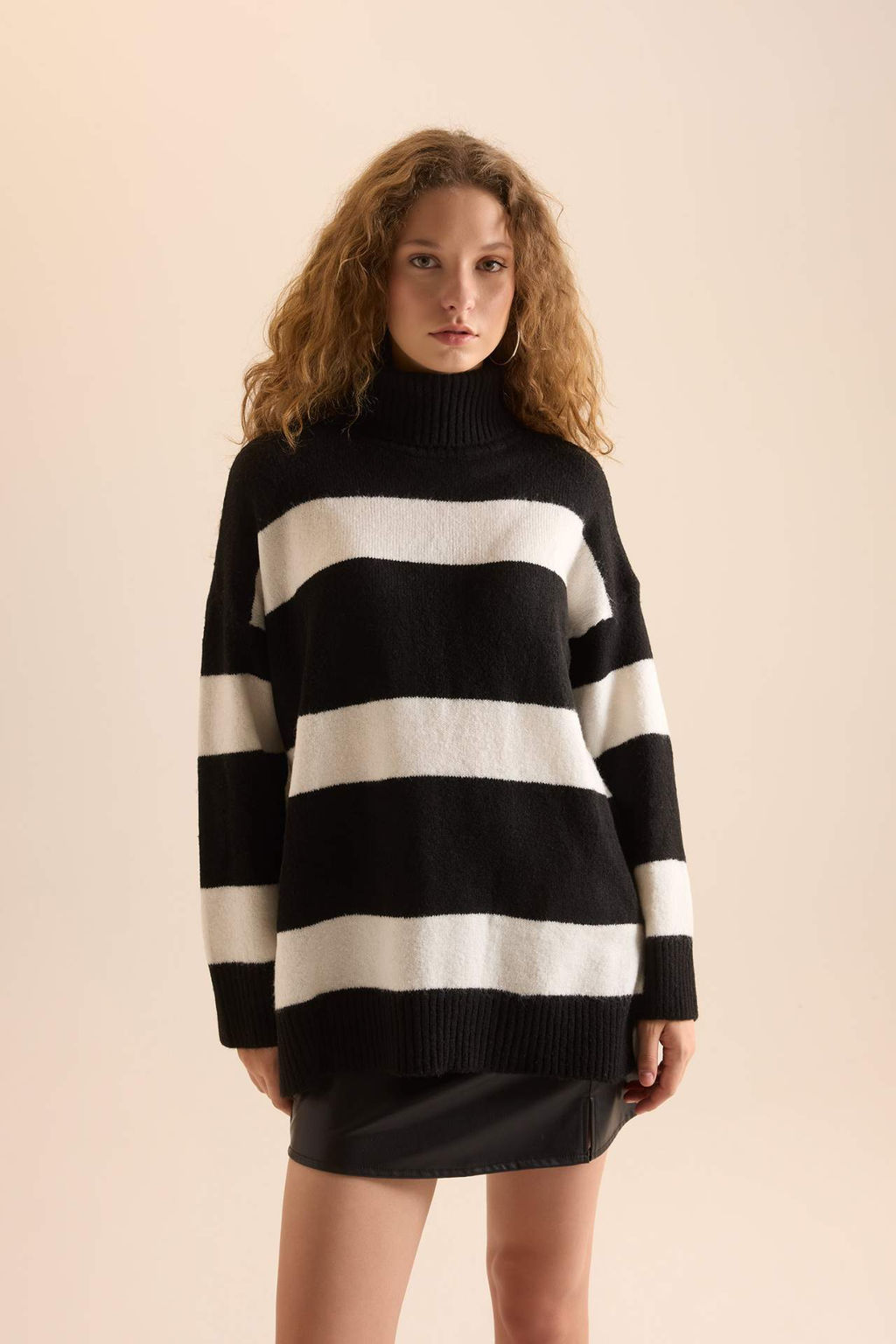 Relax Fit Bal?kc? Yaka Cizgili Kazak Tunik - Defacto фото 2