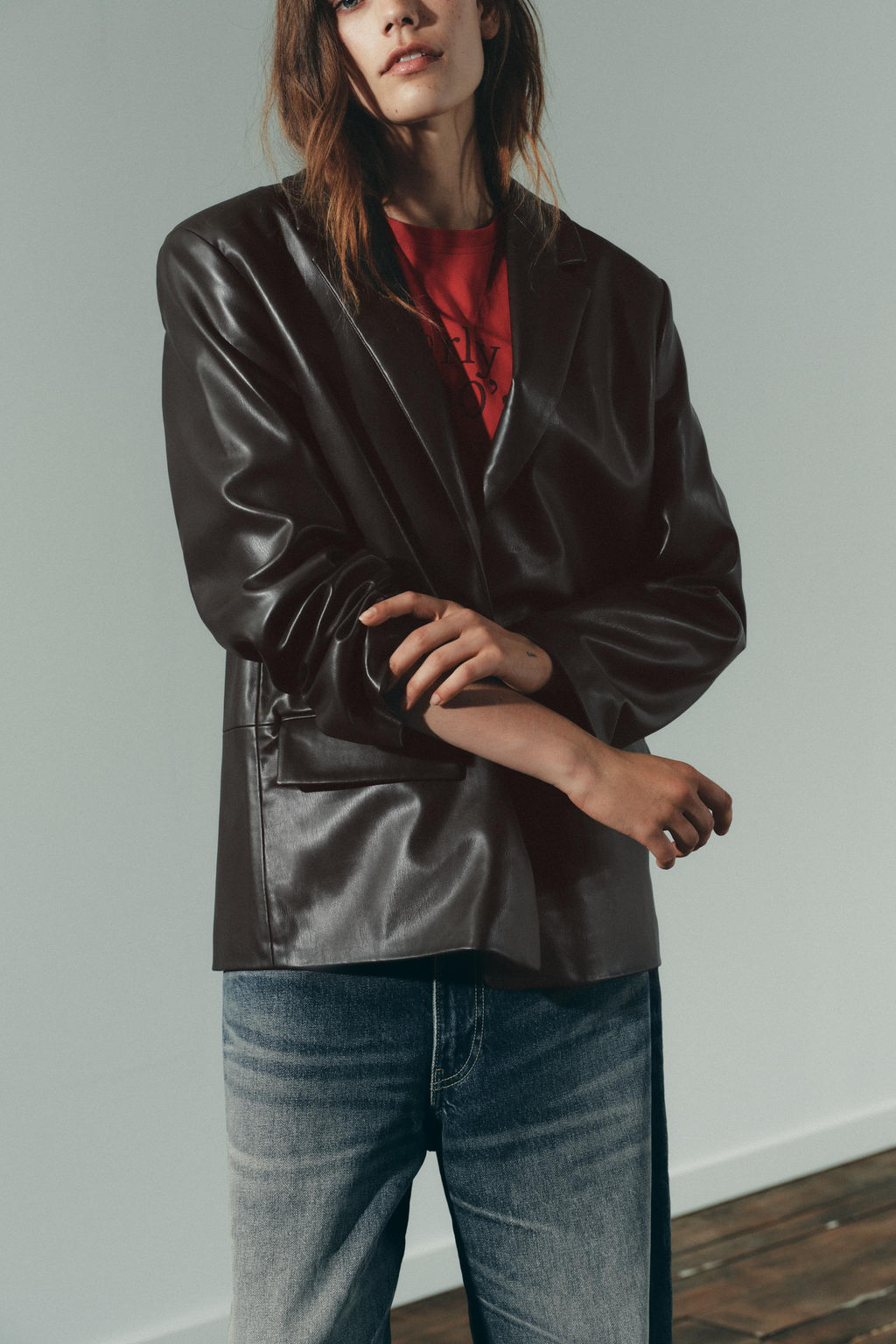 FAUX LEATHER STRAIGHT BLAZER - Zara фото 3
