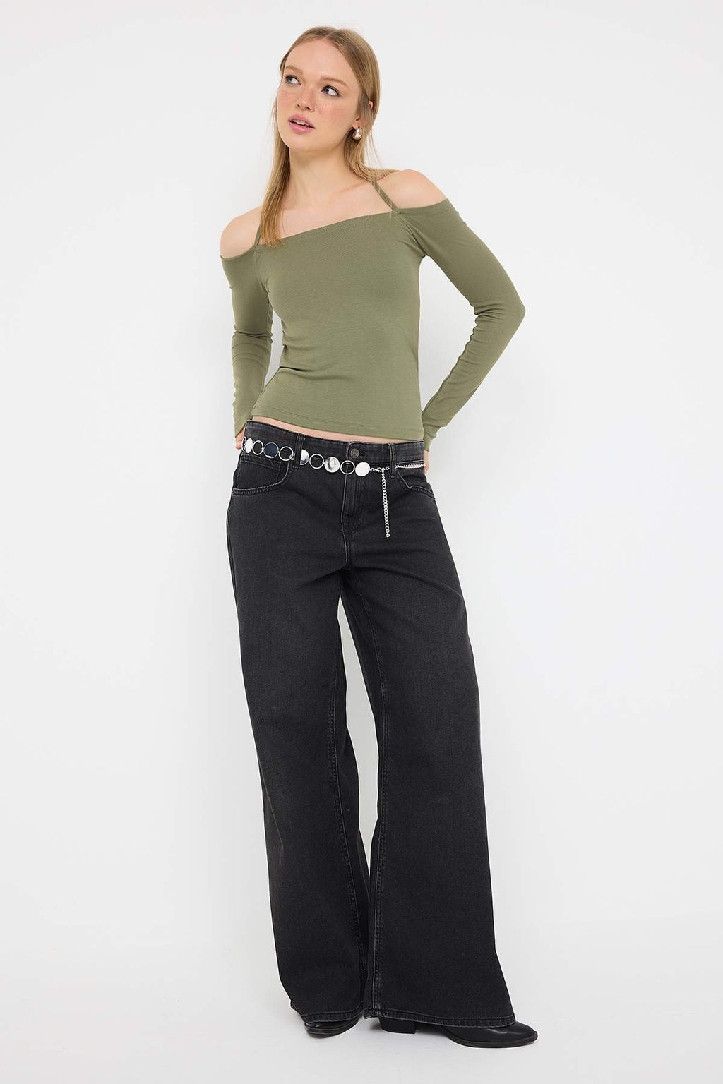 Haki Carmen Yaka Baglama Detayl? Fitted/Vucuda Oturan Orme Bluz TWOAW26BZ00097