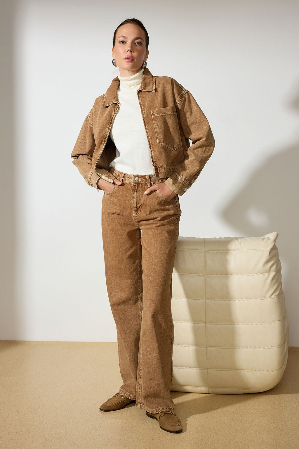 Kahverengi Yuksek Bel Wide Leg Jeans TWOAW25JE00214