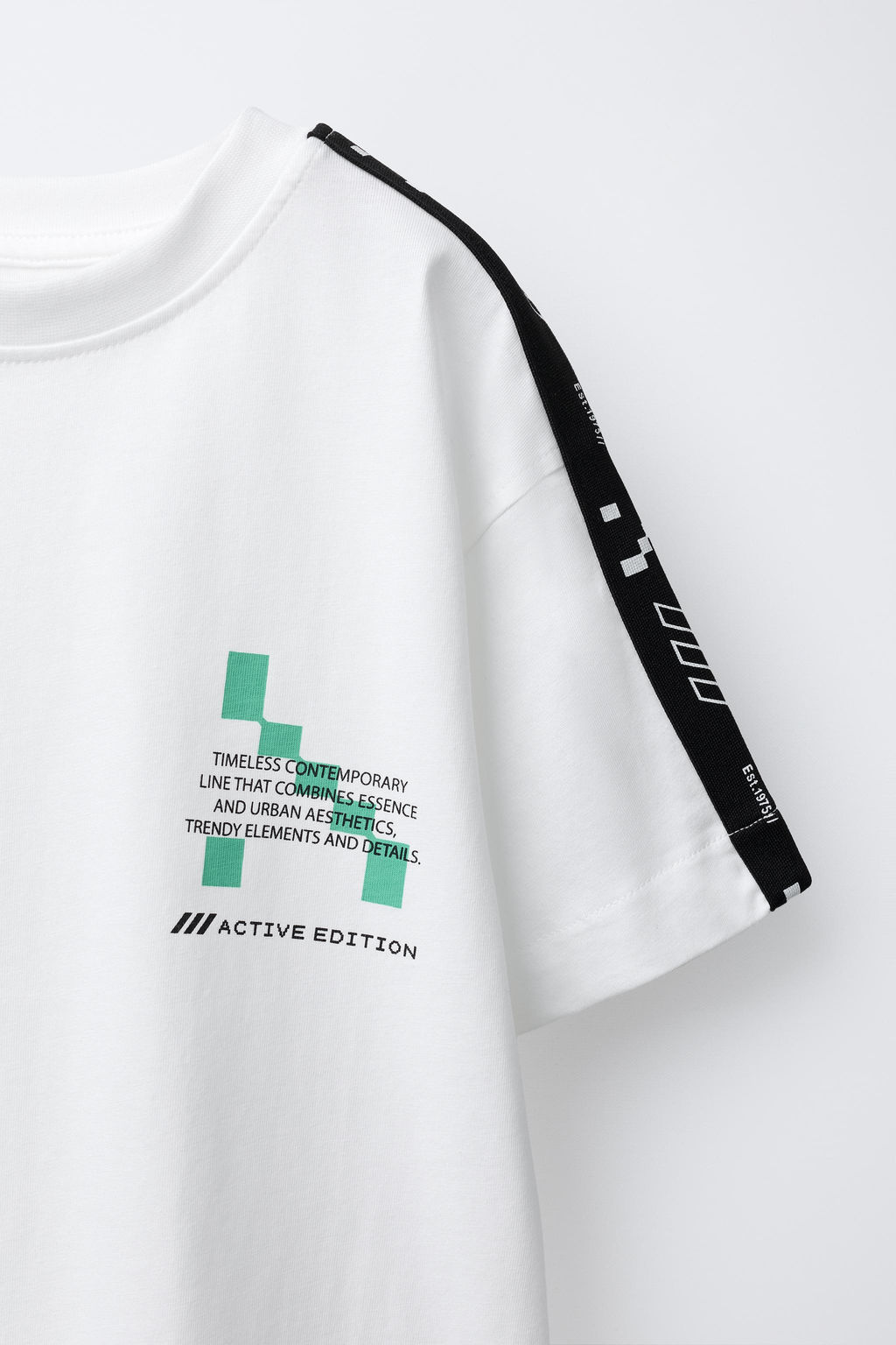 SPORTY T-SHIRT WITH SLOGAN AND STRIPES - Zara фото 3