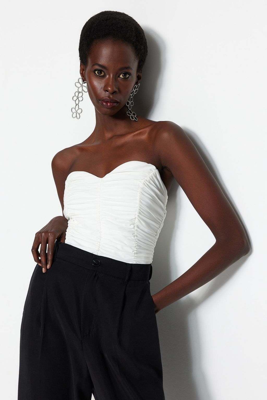 TRENDYOLMILLA Ekru Astarl? Drapeli C?tc?tl? Orme Body TPRSS23BD00027  фото 11