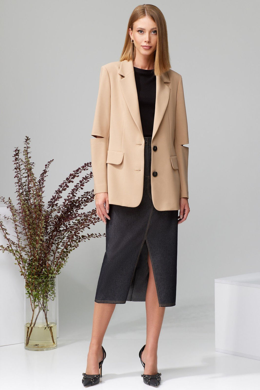 Костюм из жакета, джемпера и юбки. - Allure фото 2