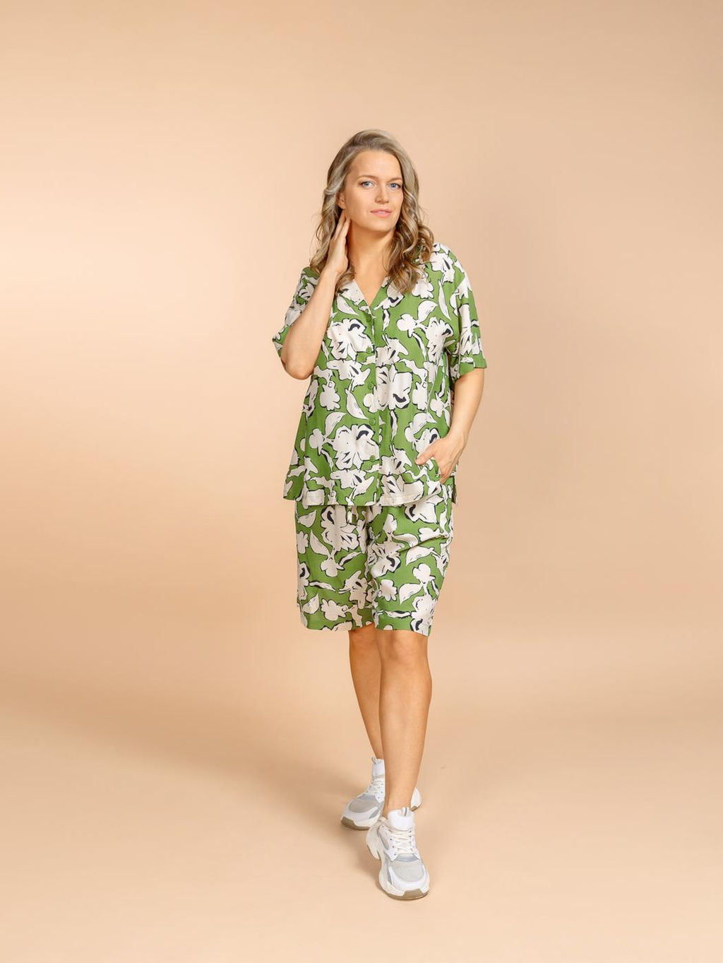 Костюм шорты и блузка (вискоза) №25-227-2 - Ганг фото 2