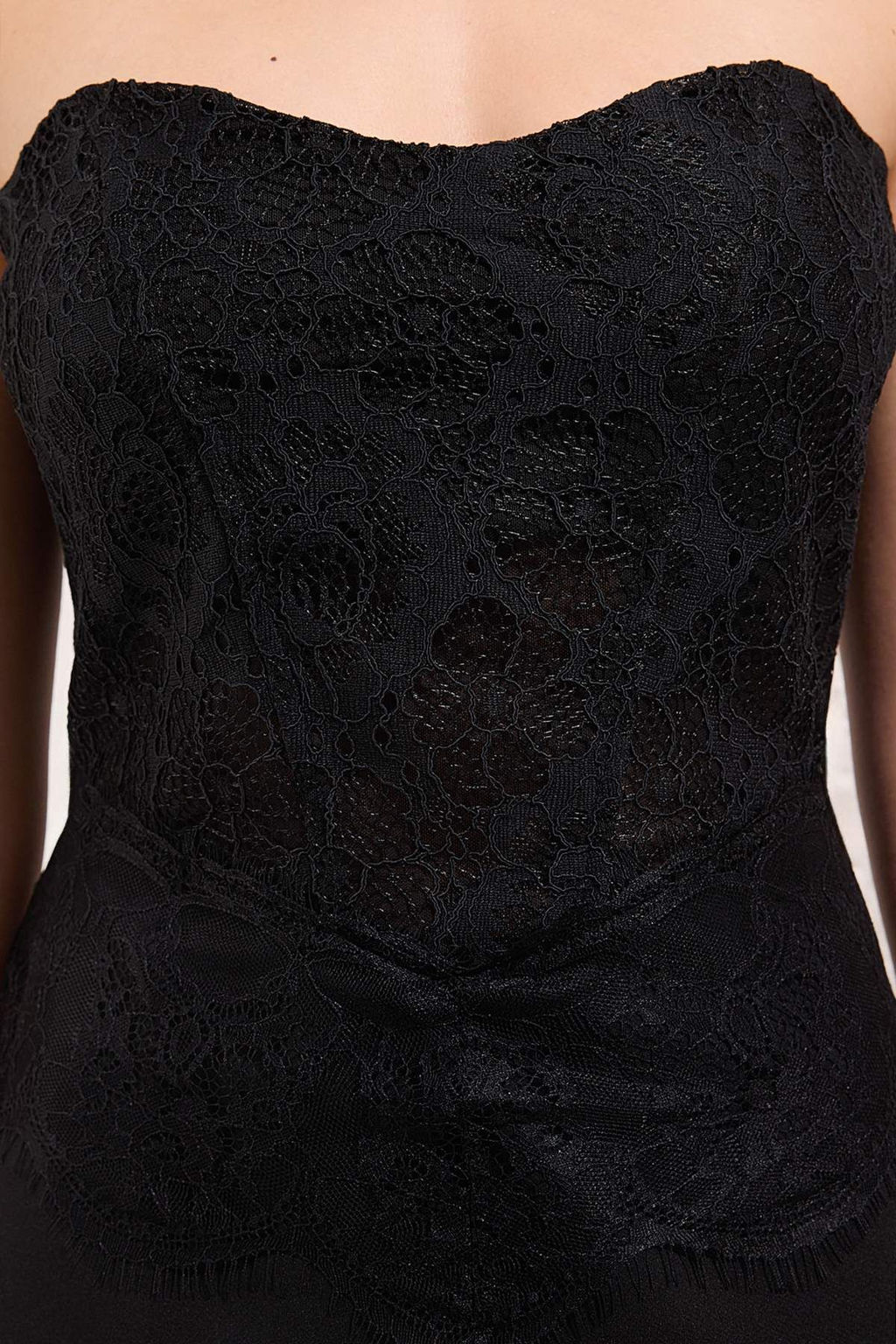 Trendyolmilla Siyah Dantel Detayl? Maxi Dokuma Mezuniyet Abiye Elbise TPRSS25AE00183 фото 3