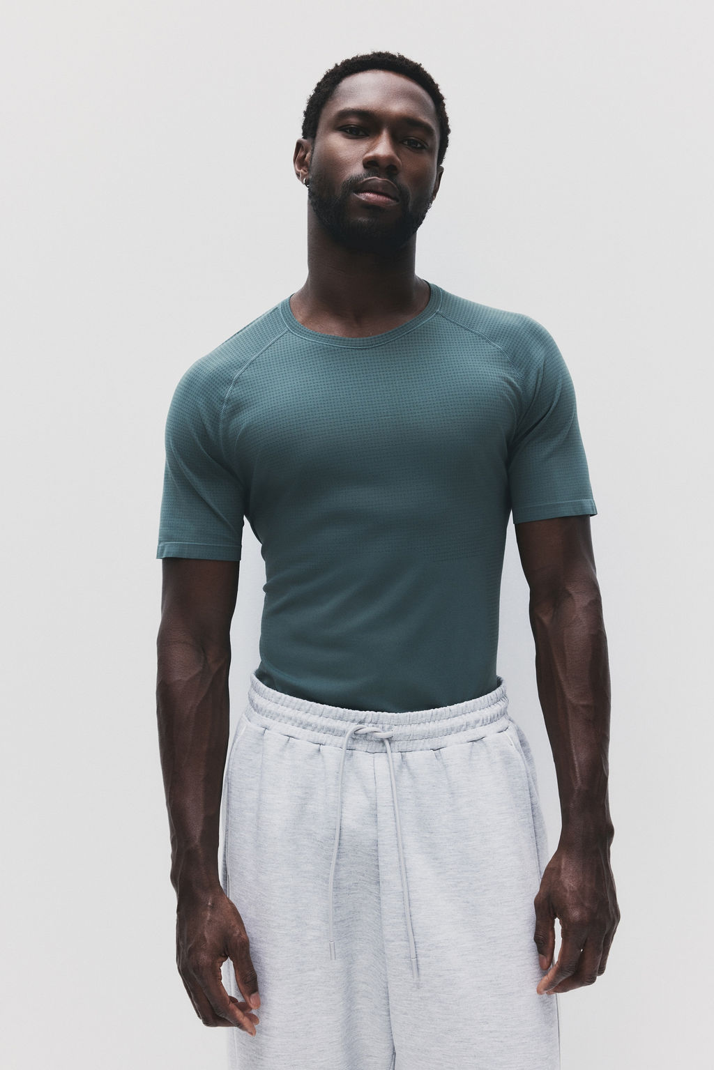 Camiseta de deporte con DryMove Muscle Fit - H&m фото 10