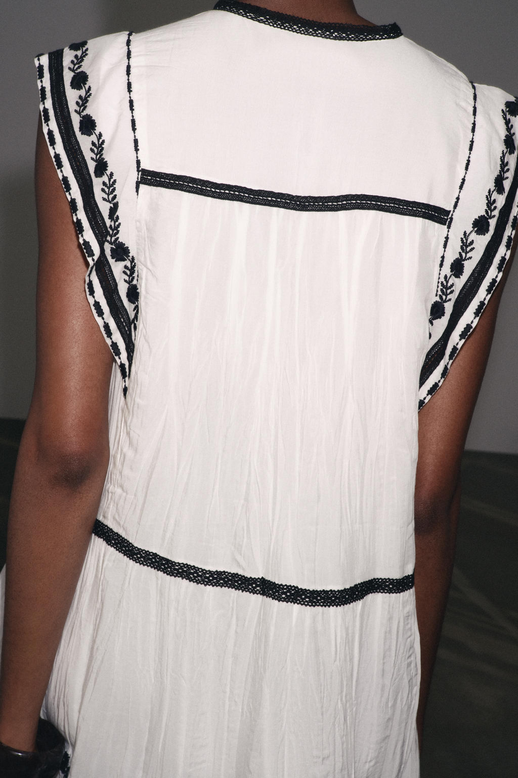 ZW COLLECTION EMBROIDERED SHORT DRESS - Zara фото 12