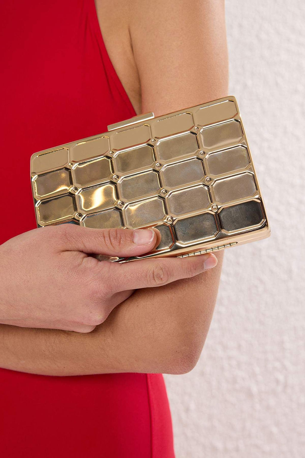 Metalik Alt?n Uc Boyutlu Abiye Kad?n S?k Mini Clutch El Cantas? TAKSS25PY00004