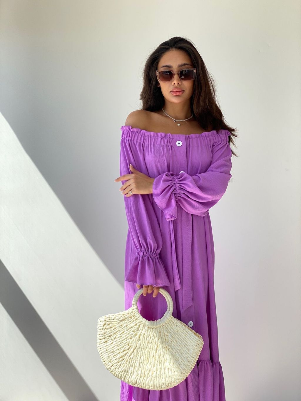 Длинное платье с открытыми плечами сиреневое - Martichelli фото 7