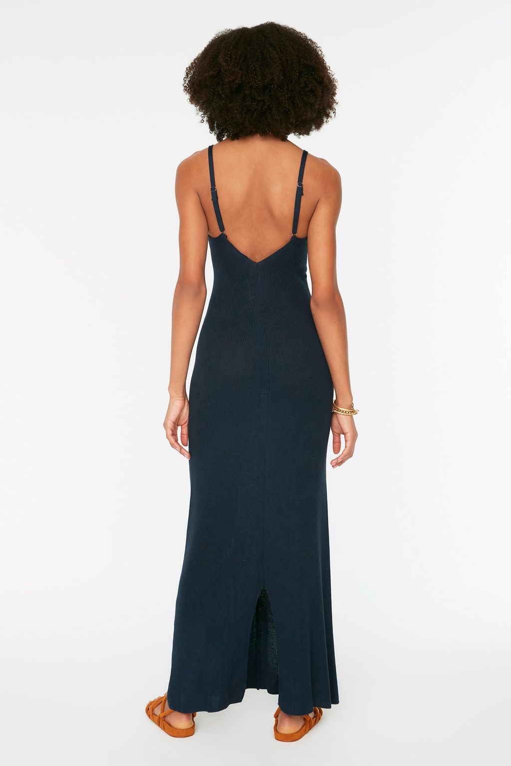 TRENDYOLMILLA Lacivert Maxi Triko Ince Ask?l? Basic Elbise TWOSS20EL1574