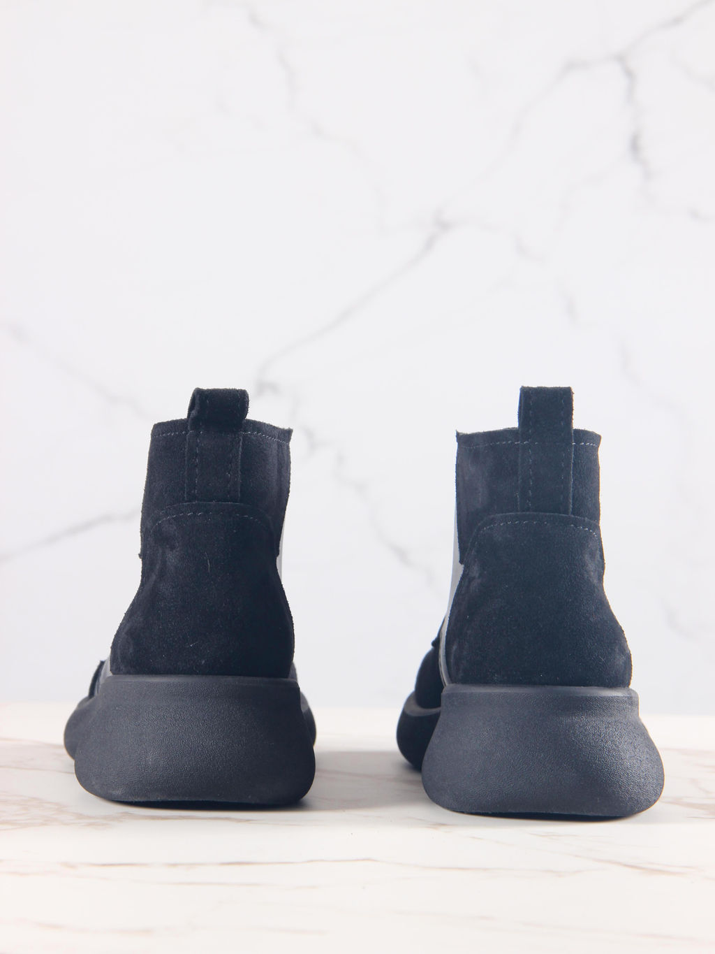 Ботинки 305.927bl.Черный черная замша/байка