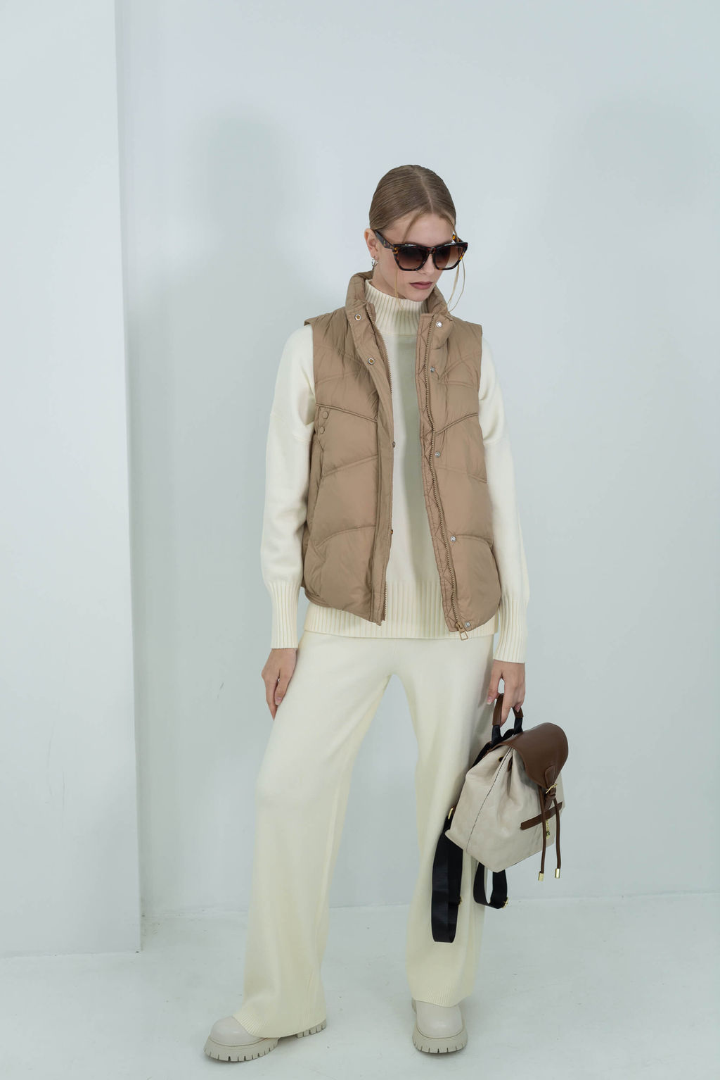 Жилетка Маконс (коричневый)