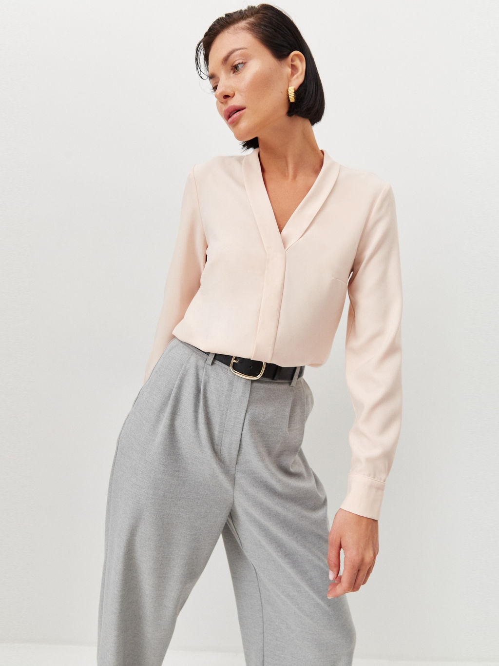 Блузка из сатина с V вырезом персик 20% шелк 35% вискоза 45% полиэстер - Tantino фото 10