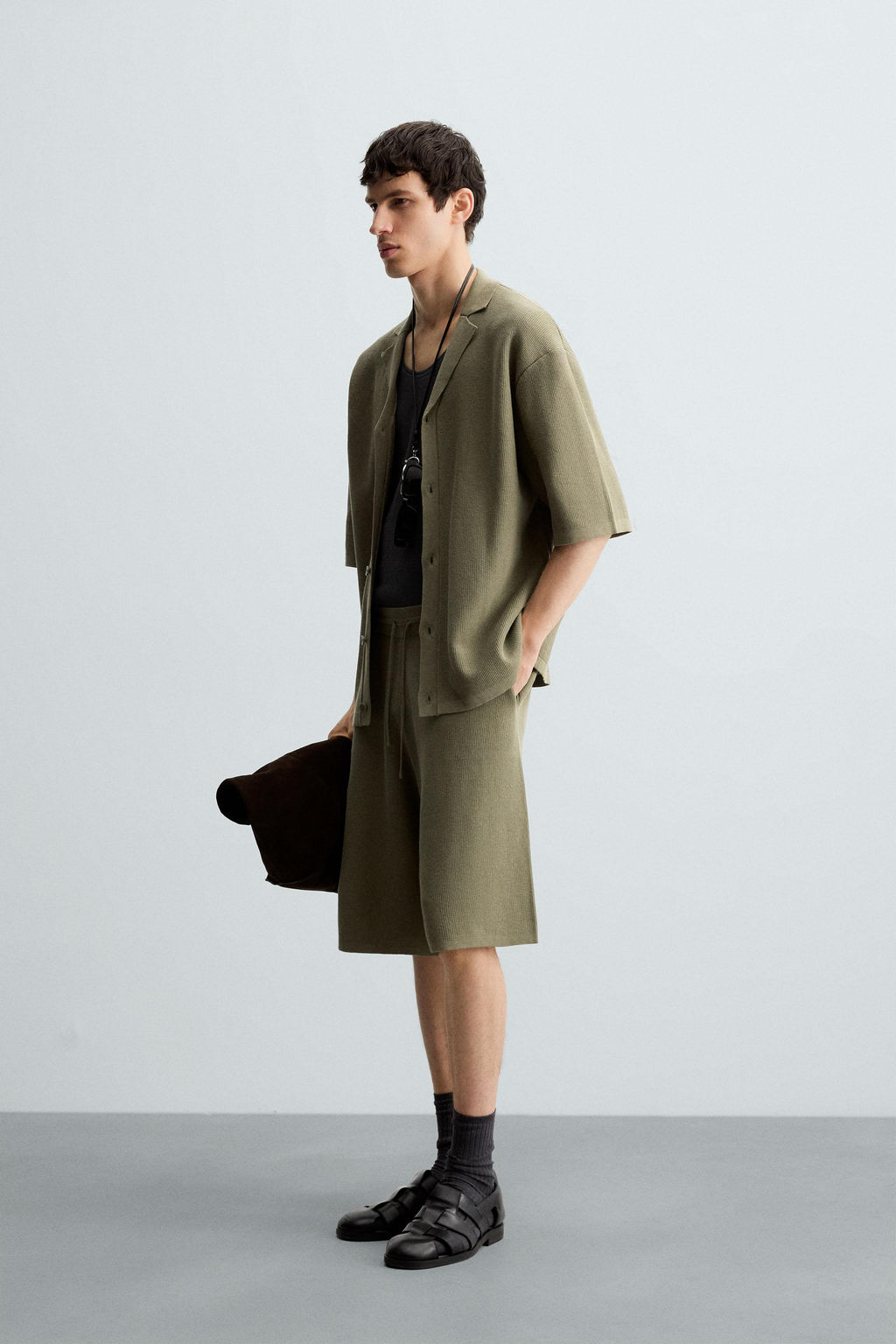 TEXTURED KNITTED BERMUDA SHORTS - Zara фото 13