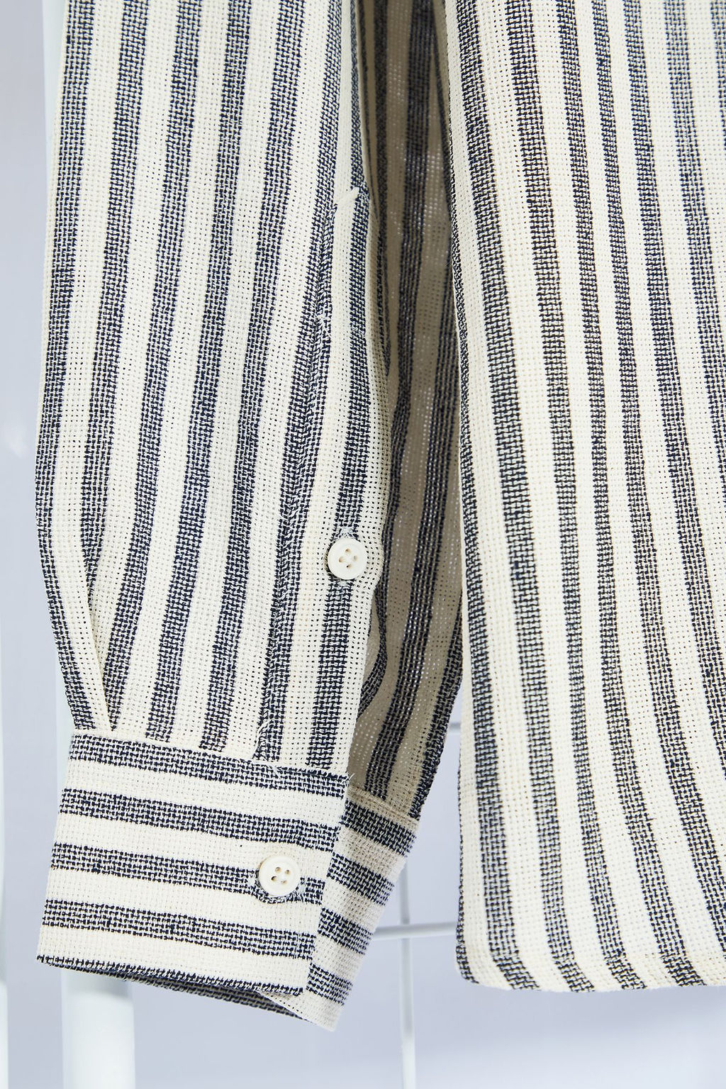 Lacivert Regular Fit Cizgili Dokulu Buyuk Beden Gomlek TMNSS24AX00015