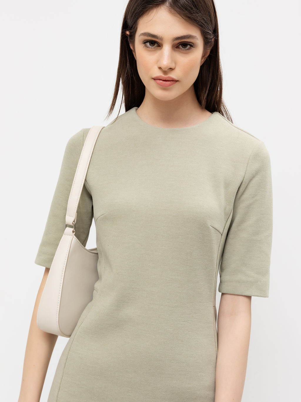 Платье-футляр в оливковом цвете оливка 152548-1 - Mark formelle фото 4