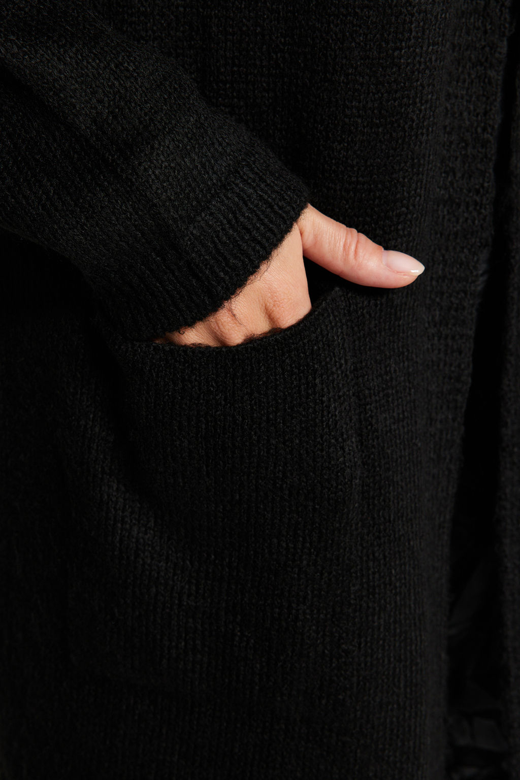 Siyah Yumusak Dokulu Cep Detayl? Triko H?rka TWOAW24HI00381 - Trendyolmilla фото 5