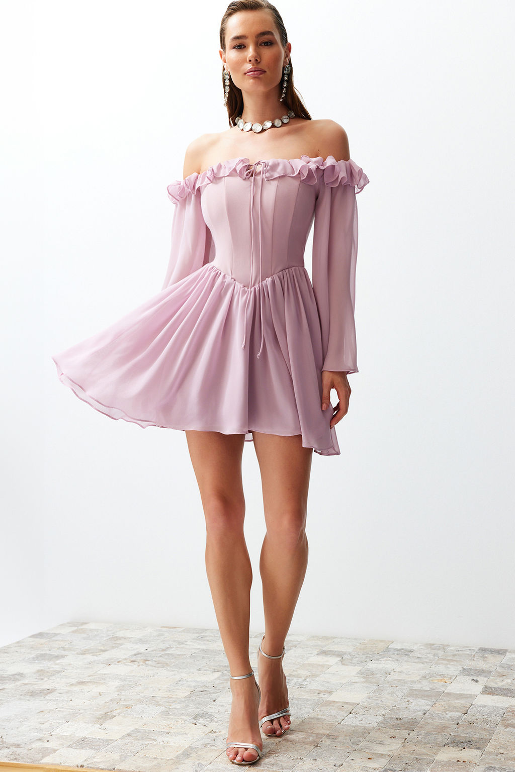 TRENDYOLMILLA Bridal Ekru A-Kesim Astarl? Volanl? Dokuma Sifon K?sa Dugun/Nikah S?k Abiye Elbise TPRSS23EL00096 фото 2