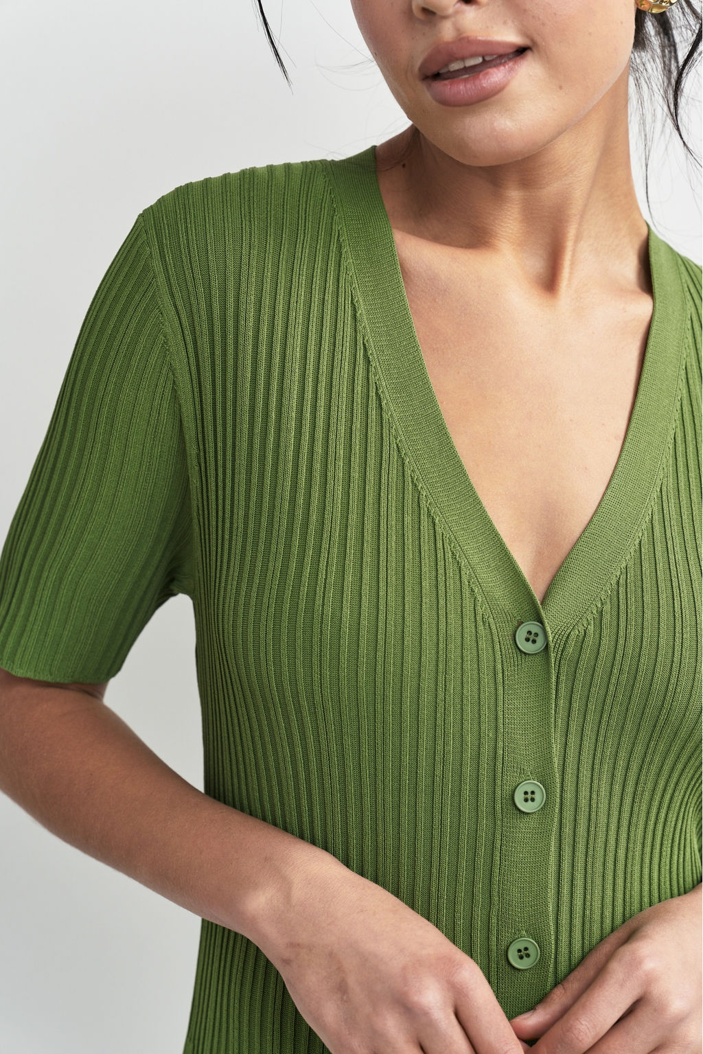 Платье трикотажное на пуговицах Зеленый - Erist store фото 4