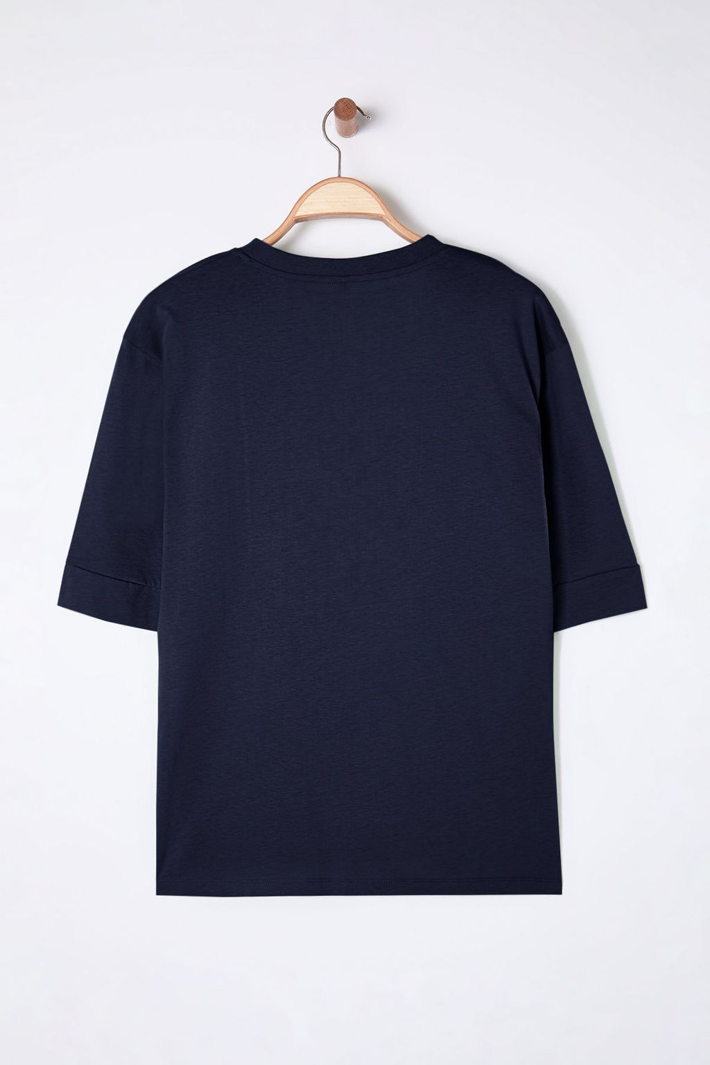 TRENDYOLMILLA Lacivert %100 Pamuk Oversize/Genis Kal?p Truvakar Kol Orme T-Shirt TWOSS25TS00011  фото 18