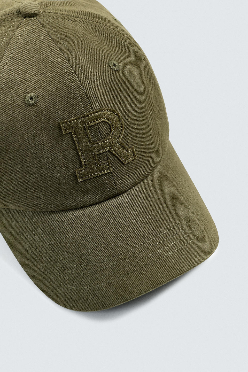 CAP WITH LETTER PATCH - Zara фото 3