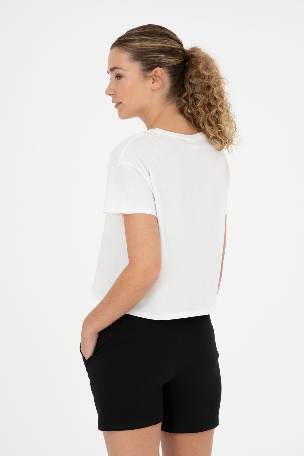 Женская футболка цвета экрю с круглым вырезом - U.s. polo assn фото 12