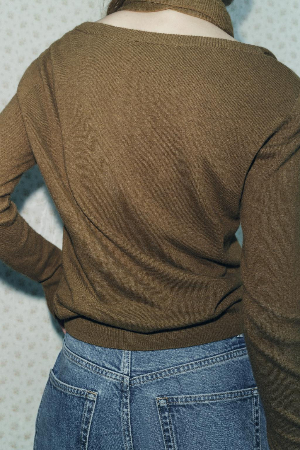 PLAIN KNIT SCARF SWEATER - Zara фото 5