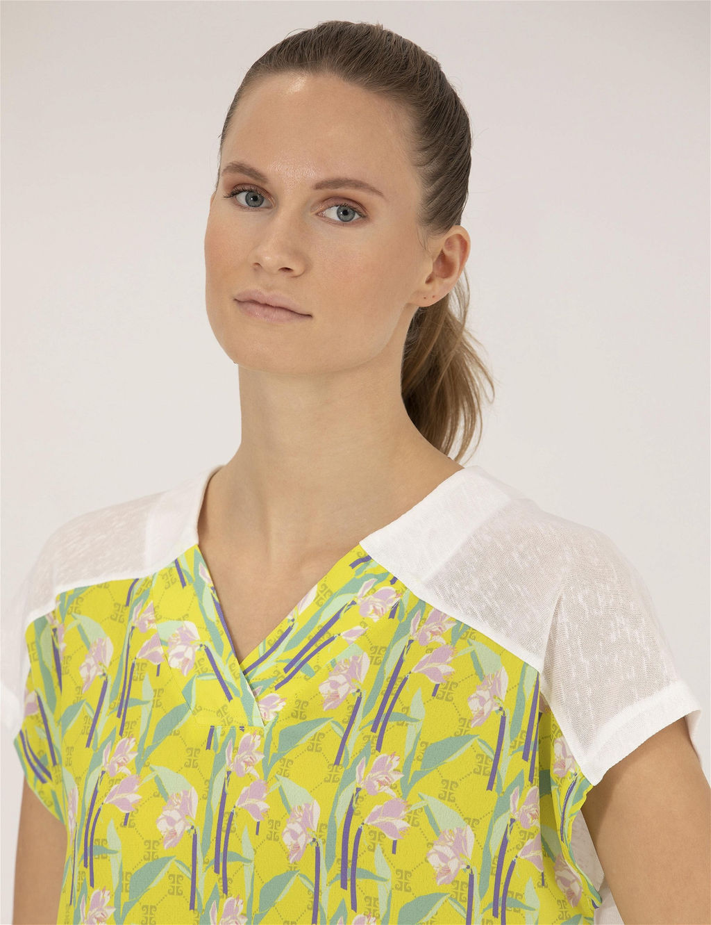 Beyaz Comfort Fit Ti__rt