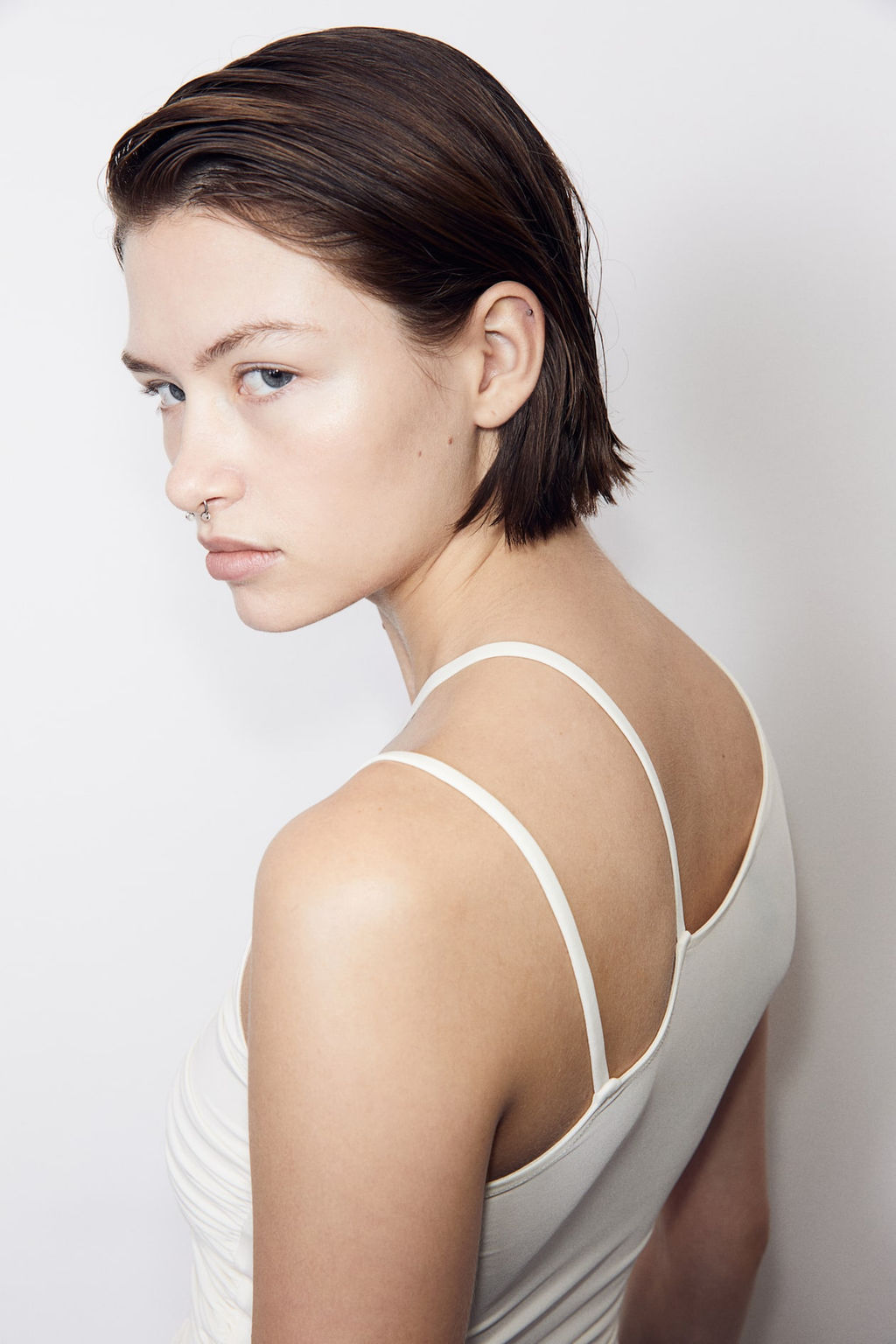 Top asimetrico con frunces - H&m фото 4