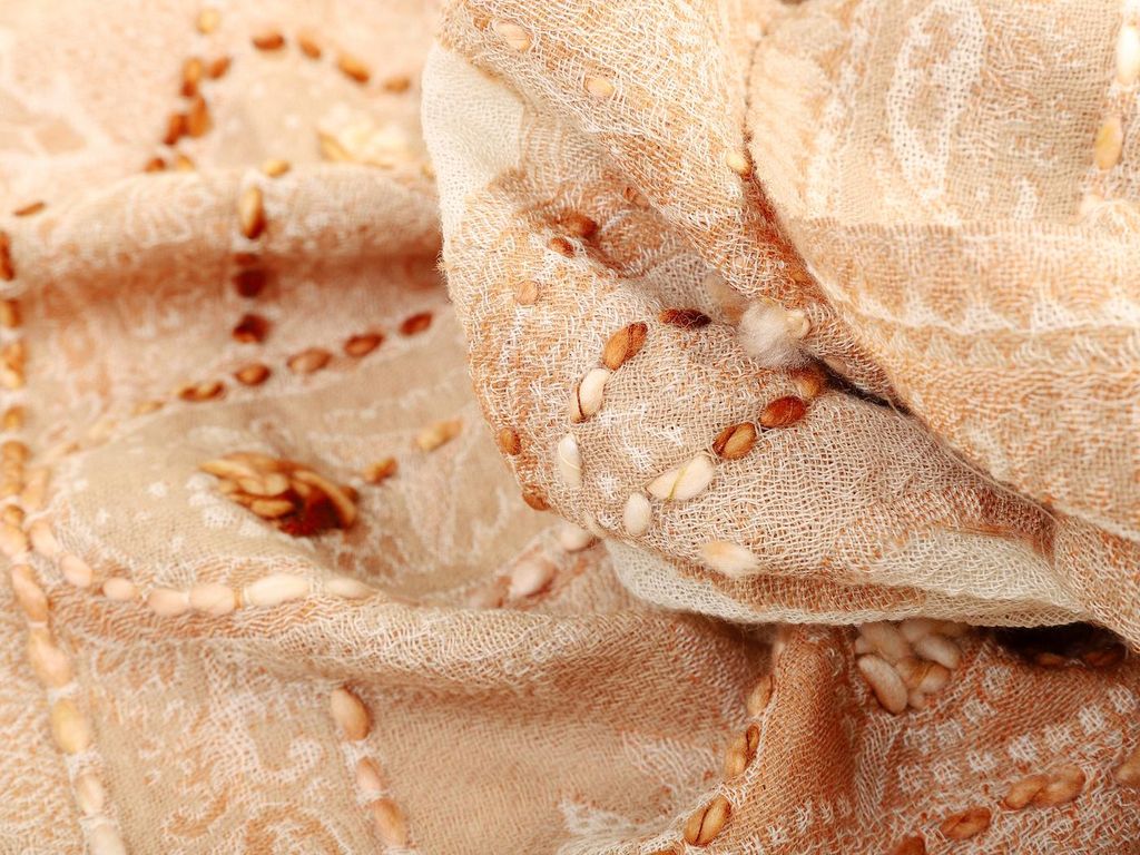 Палантин с вышивкой (шерсть 100%) № Тк903/79 - Ганг фото 3