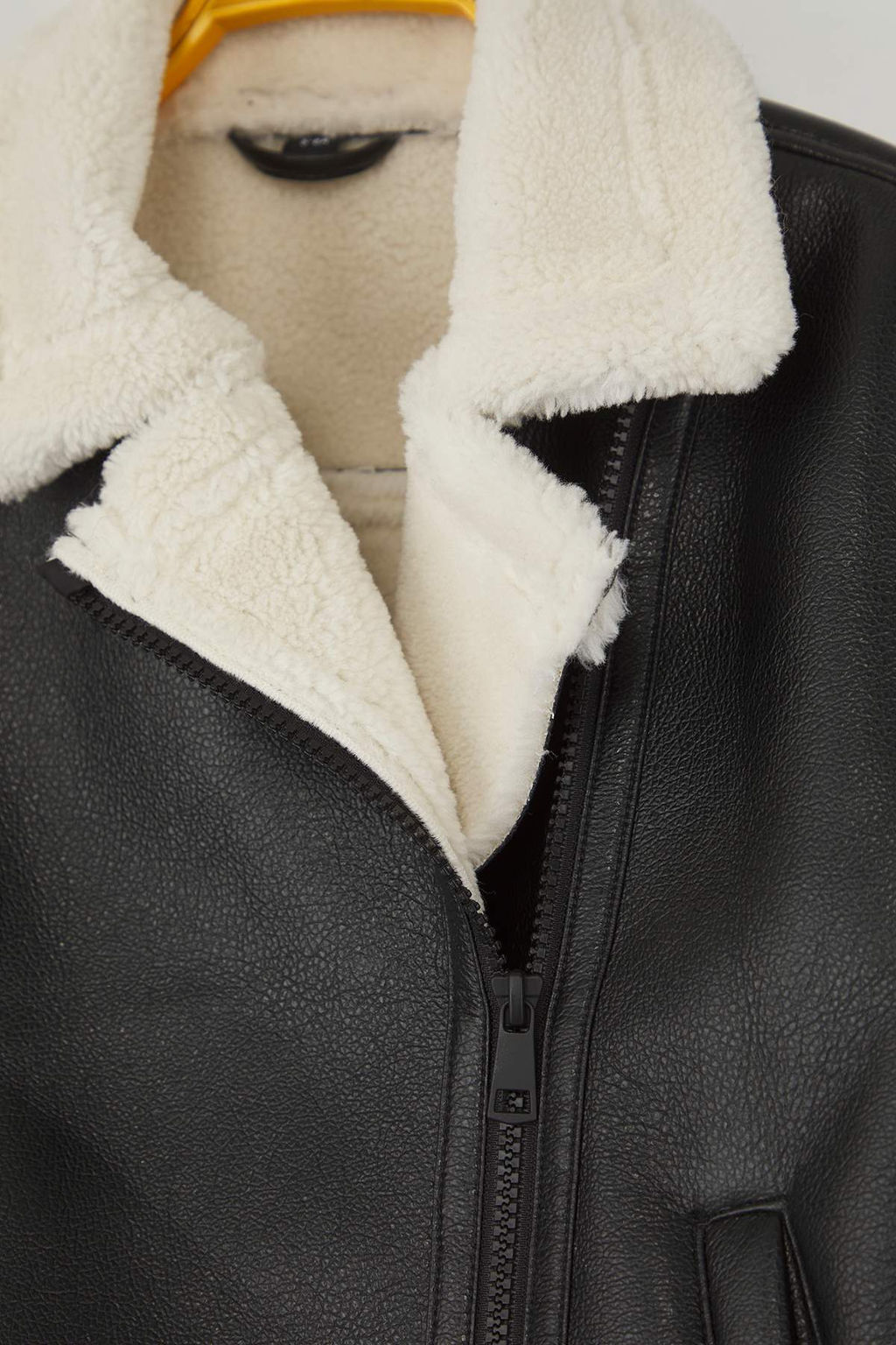 Siyah Duz Regular Gomlek Yaka Unisex Cocuk Mont TKDAW26MO00005 - Trendyolmilla фото 2