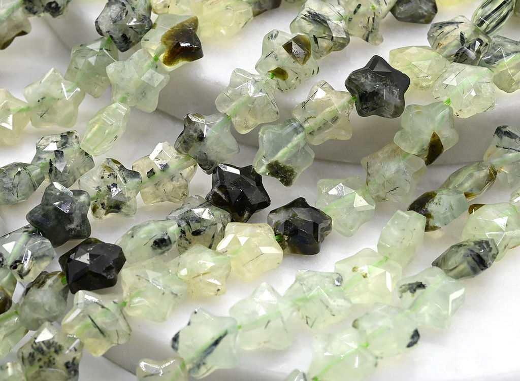 Бусины для творчества Звезды из пренита 8*8мм с гранями, 38см, 49 бусин Радуга камня