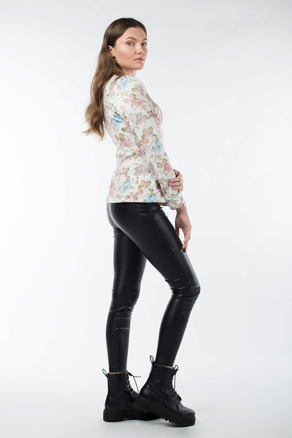 08-1237 Ветровка женская - El podio фото 3