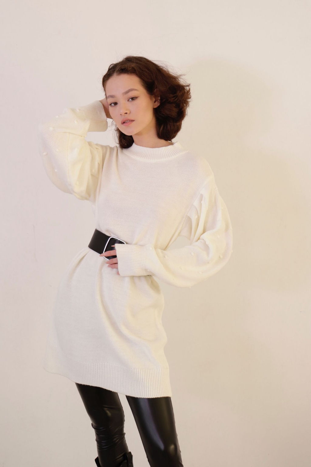 10670 Джемпер-туника с объёмными рукавами белый - Martichelli фото 22