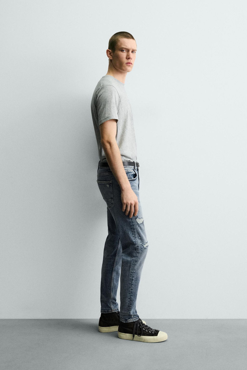 RIPPED FLARE FIT JEANS - Zara фото 13