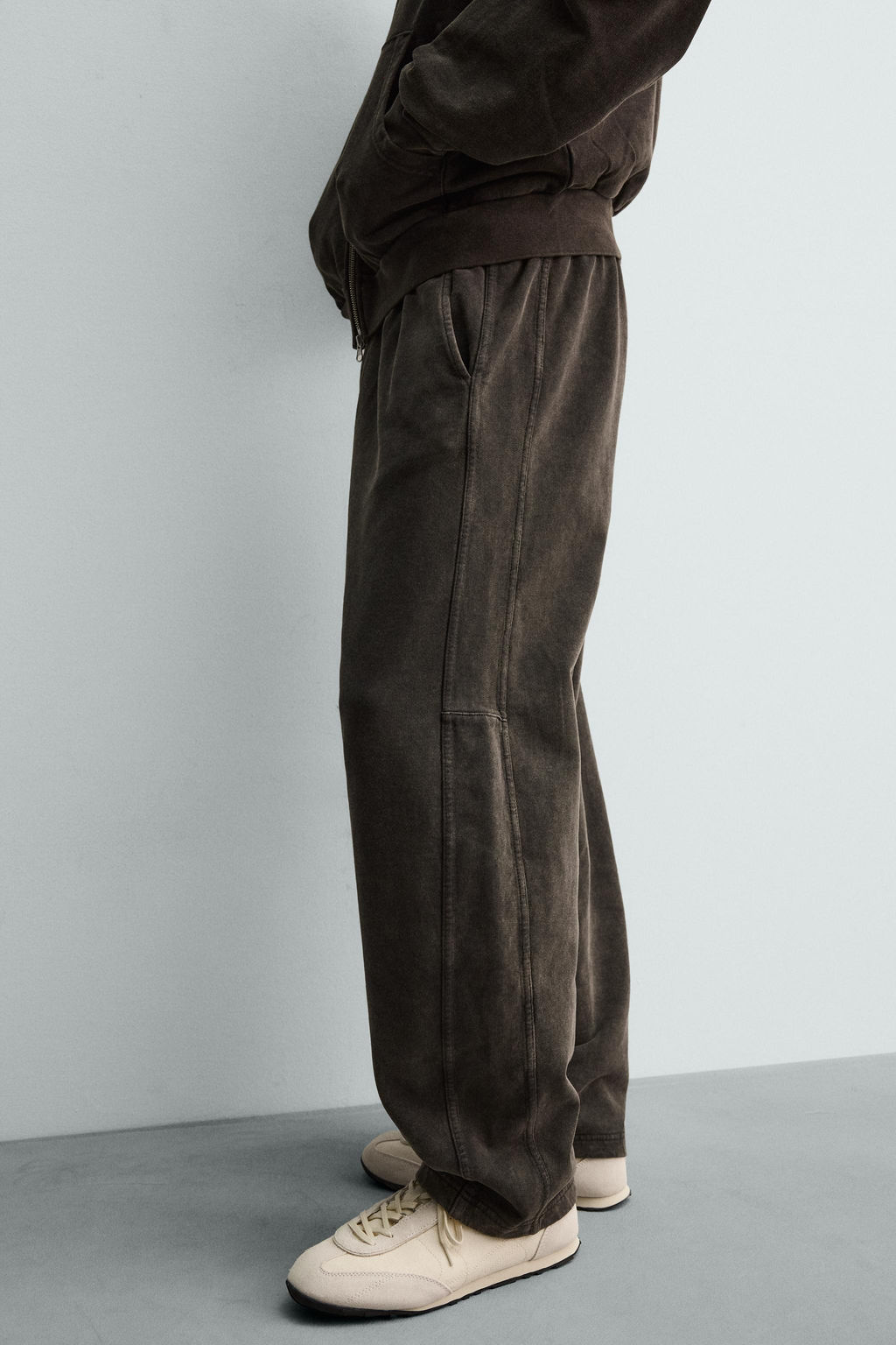 WASHED BALLOON FIT JOGGER TROUSERS - Zara фото 25