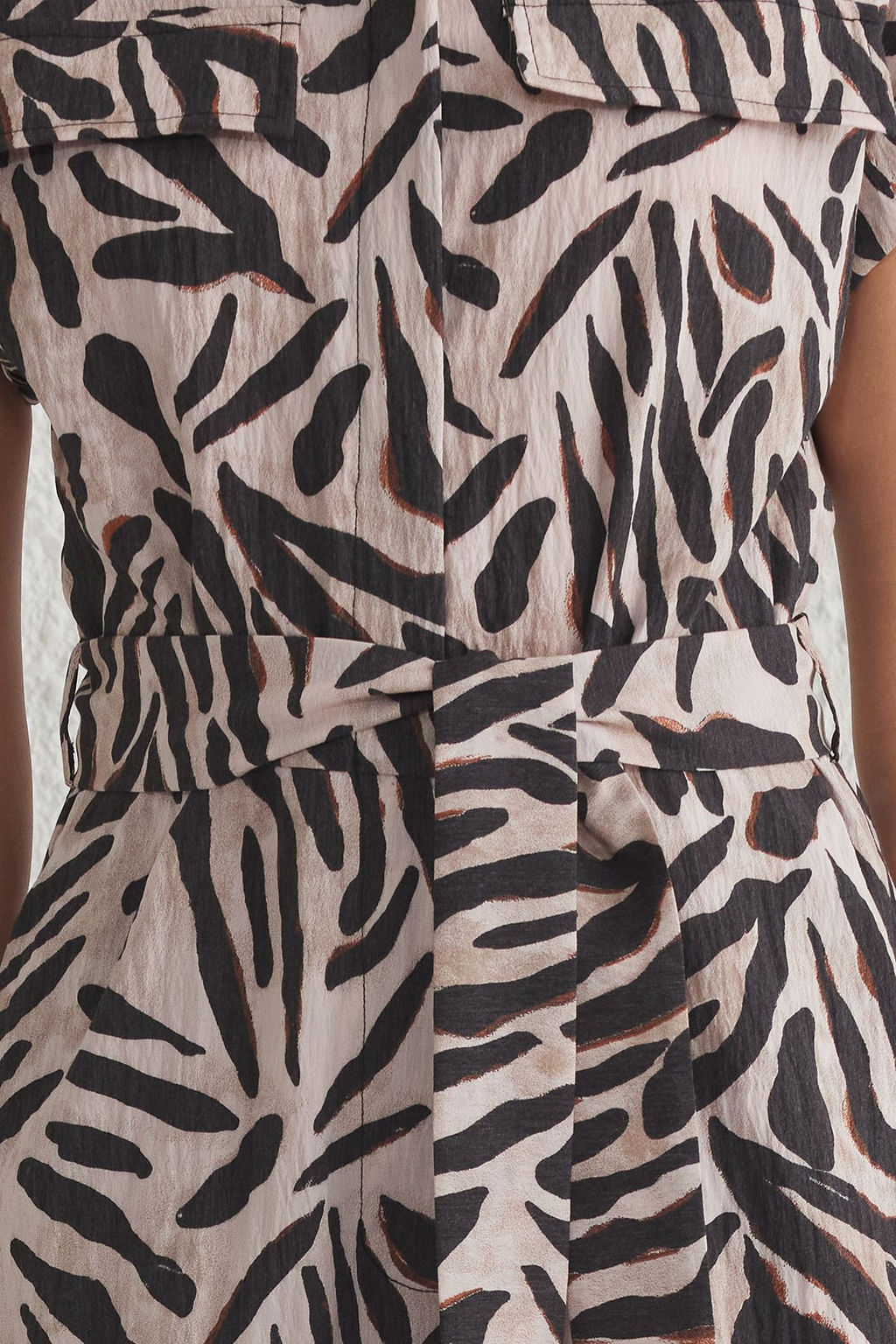 TRENDYOLMILLA Cok Renkli Kusakl? Soyut Desenli Beli Lastikli Viskon Icerikli Dokuma Tulum TWOSS25TU00007 фото 3