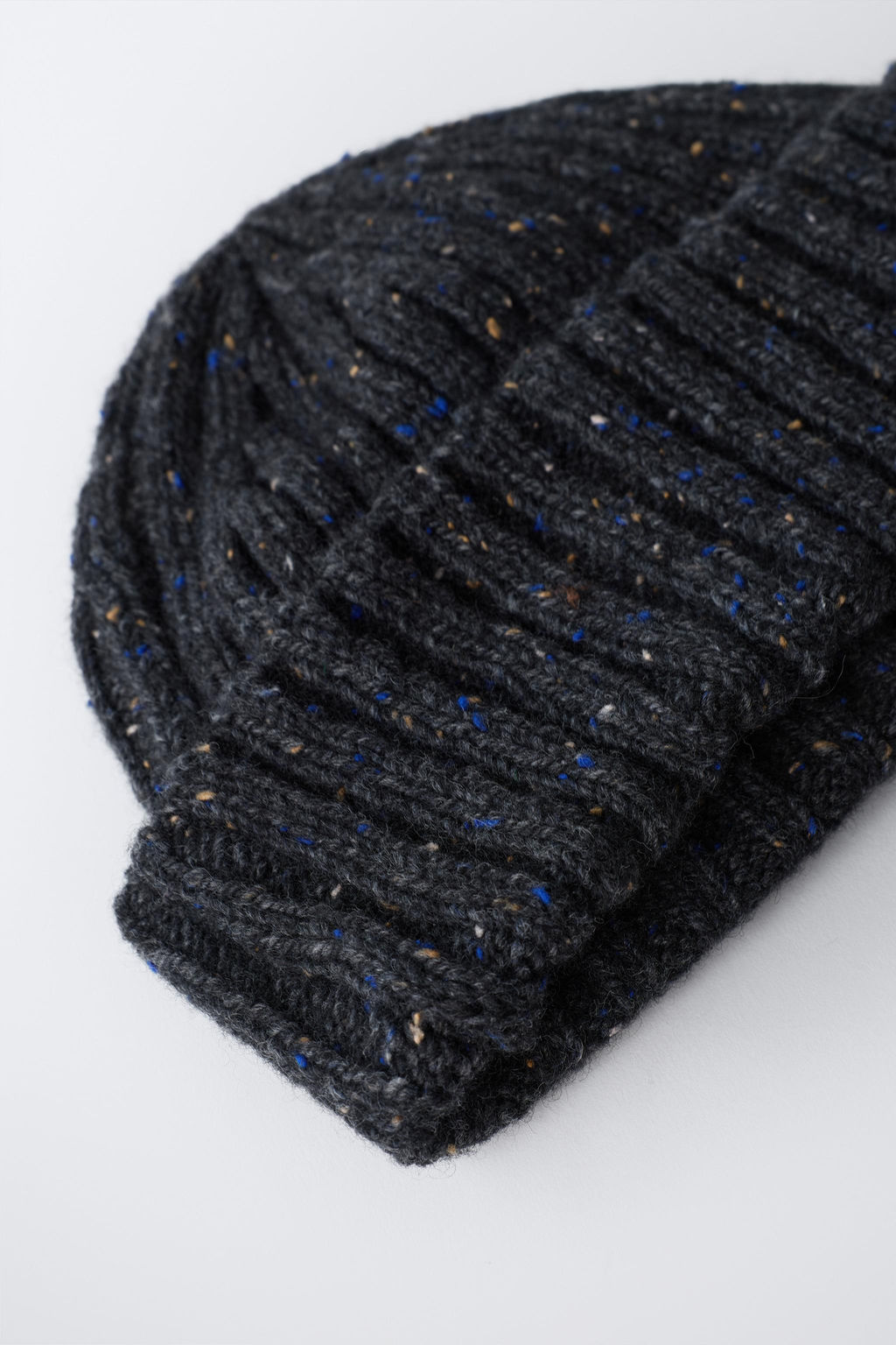 WOOL BLEND BEANIE WITH BUTTON DETAIL - Zara фото 3