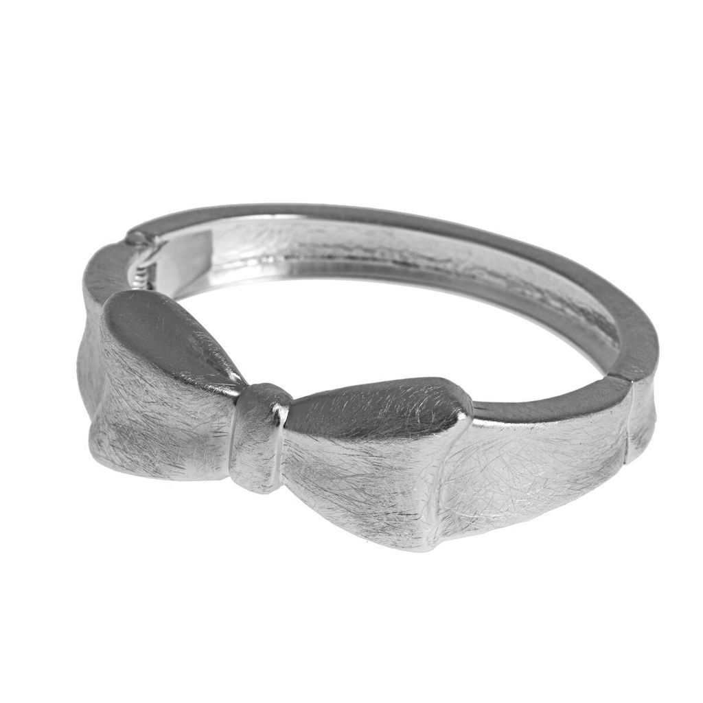Браслет из серебристого металла - Модные истории фото 2