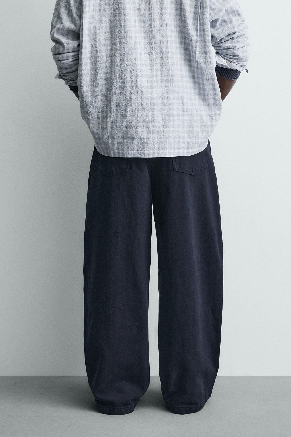 STUDDED CARPENTER TROUSERS - Zara фото 20