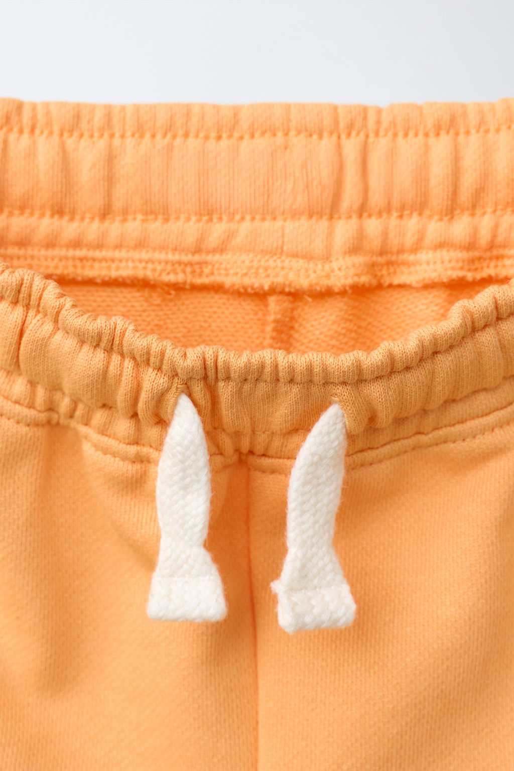 BERMUDA JOGGING N?MERO / Naranja