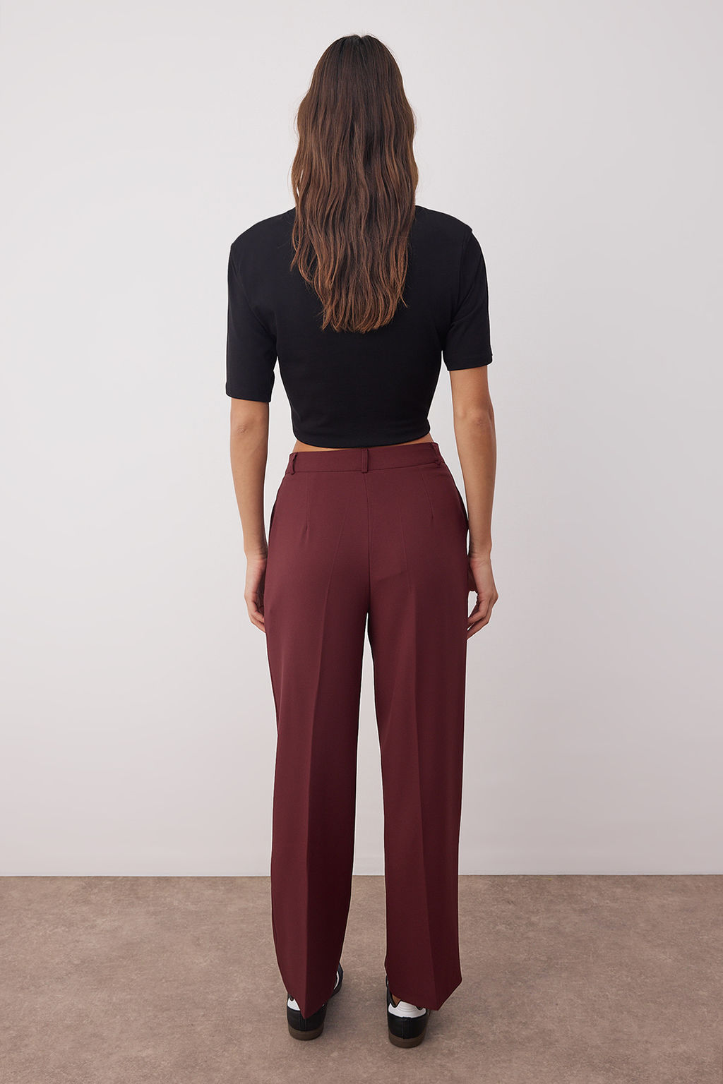 Bordo Limited Edition Straight/Duz Kesim Pilili Dokuma Kumas Pantolon TWOAW23PL00401