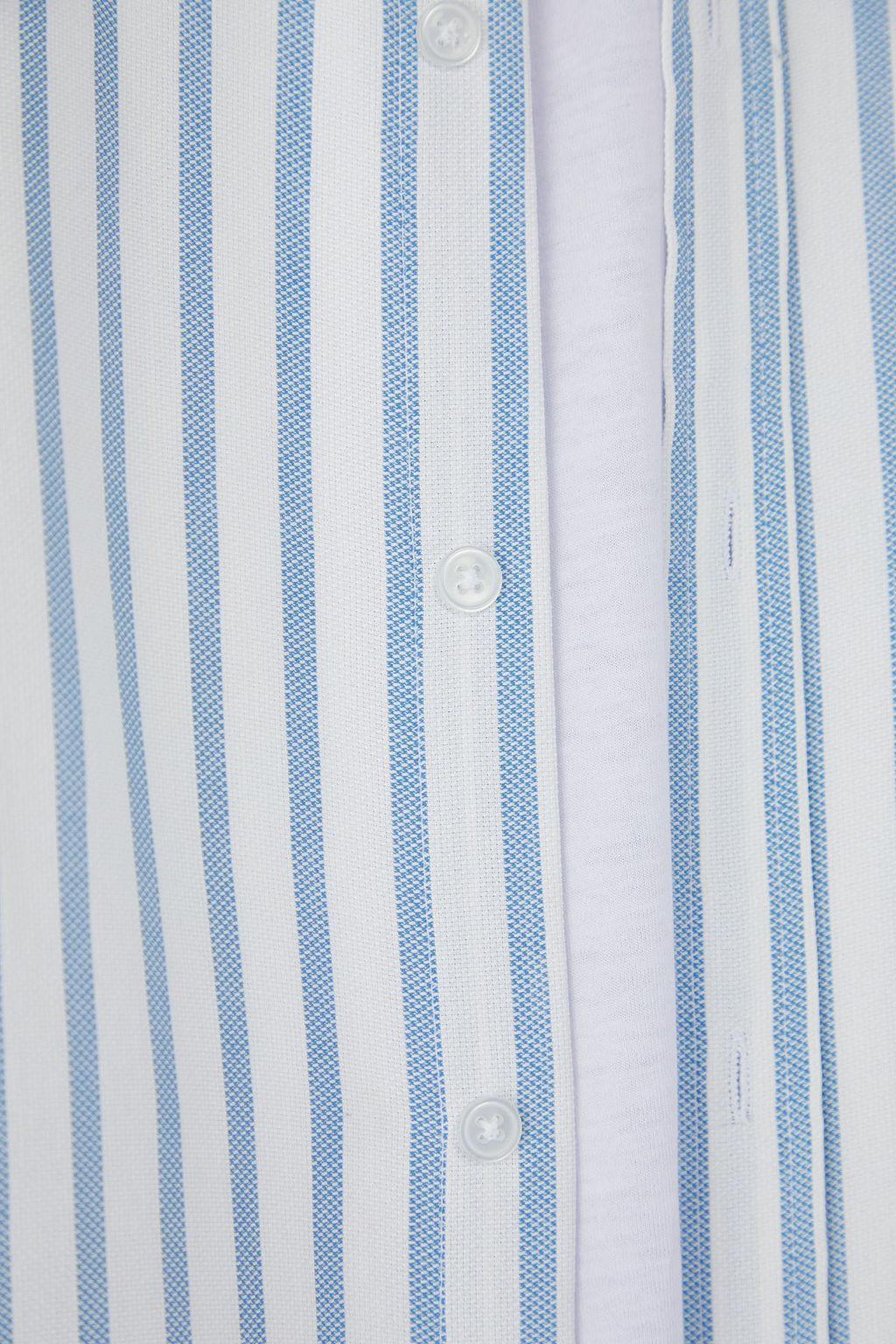TRENDYOL MAN Gri-Mavi Regular Fit Cizgili Oxford Kolay Utulenebilir Erkek Gomlek TMNSS25GO00078 - Trendyolmilla фото 10