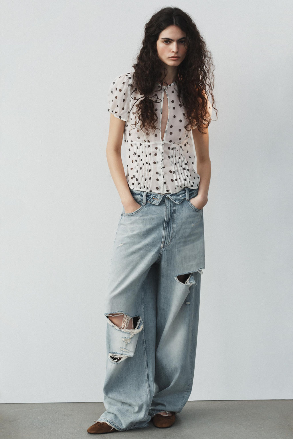 TRF FOLDED WAIST MID-WAIST JEANS - Zara фото 13