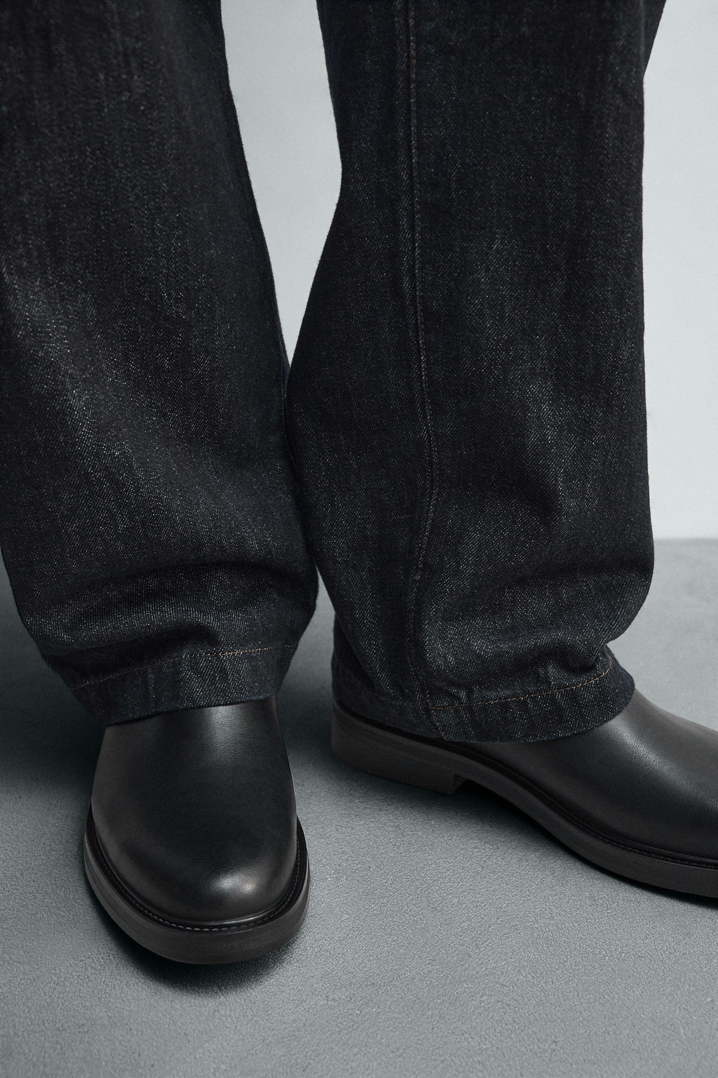 Ботинки Zara BOTA CHELSEA VESTIR черные