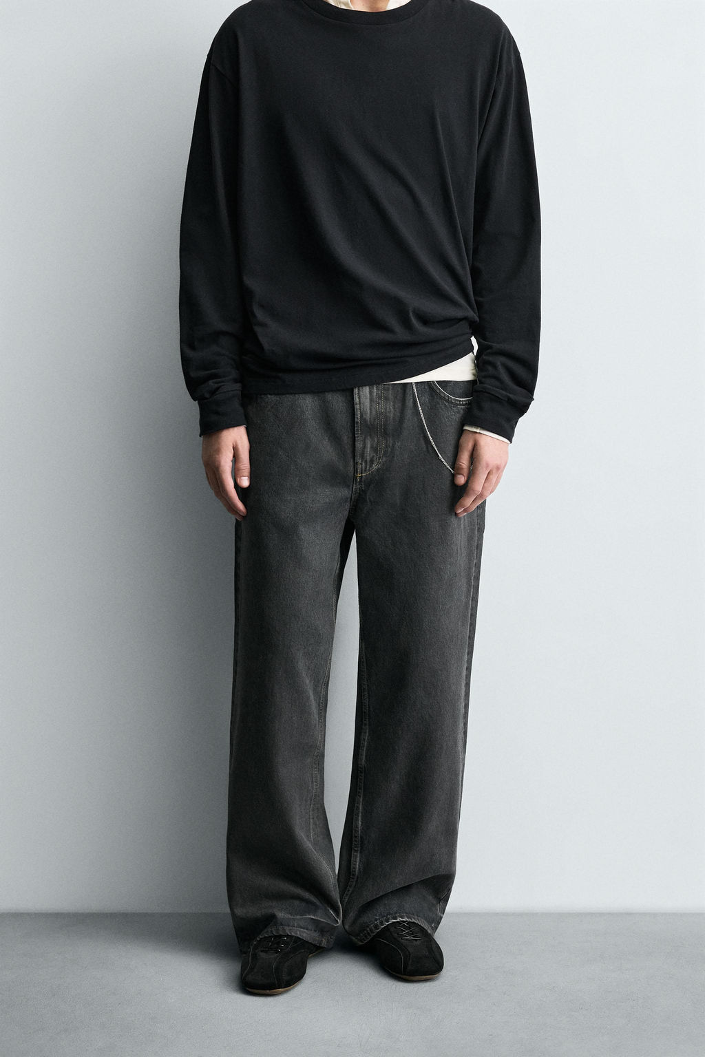 WAXED-EFFECT BAGGY FIT JEANS