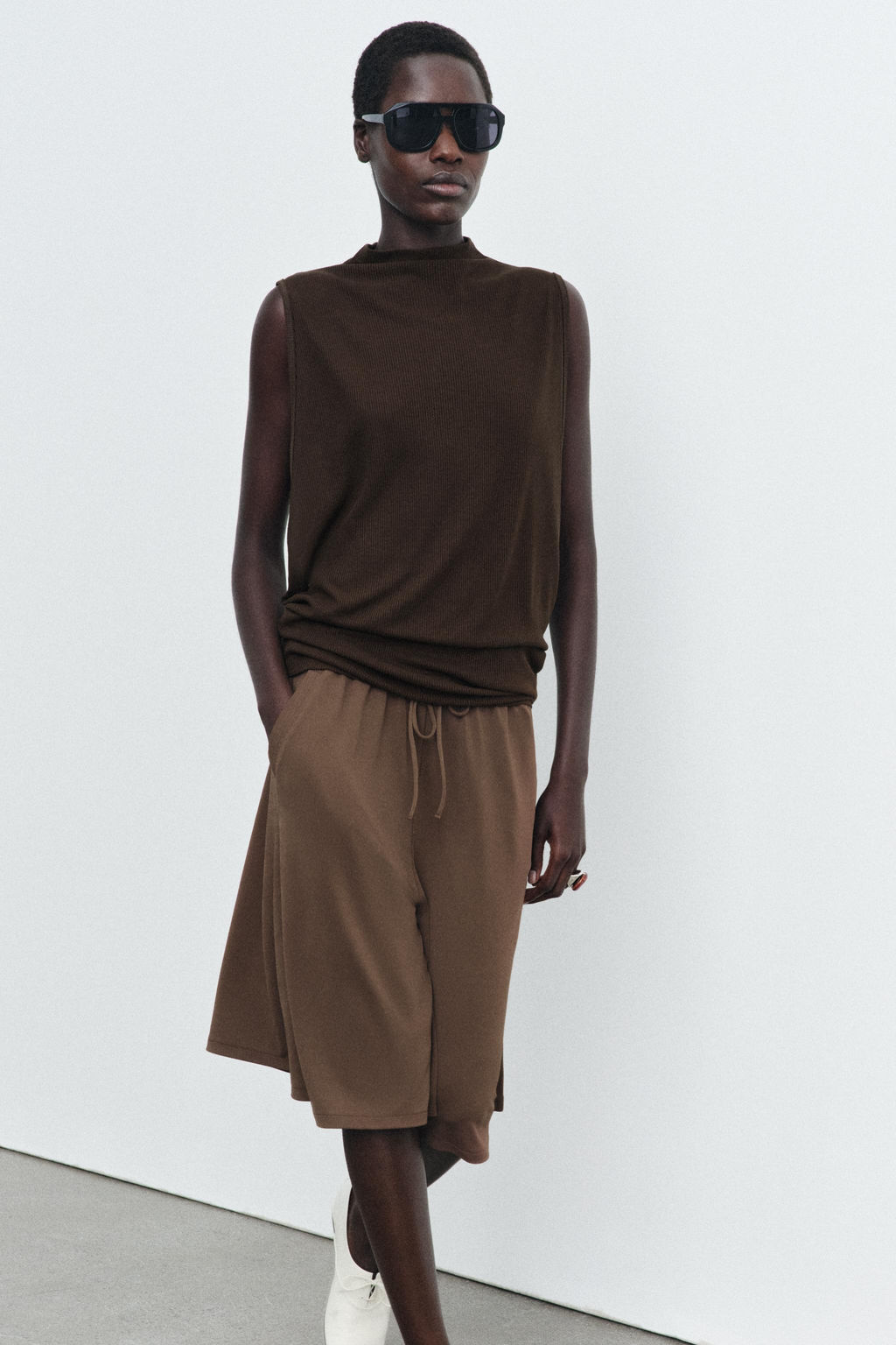 FLOWY HIGH NECK TOP - Zara фото 11