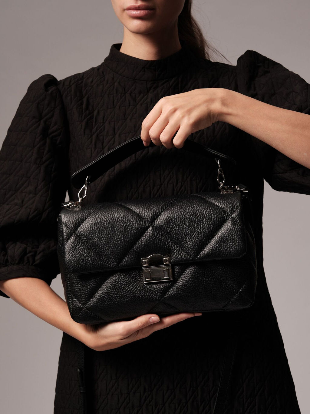 Сумка на плечо Deboro 30558 черный суприм