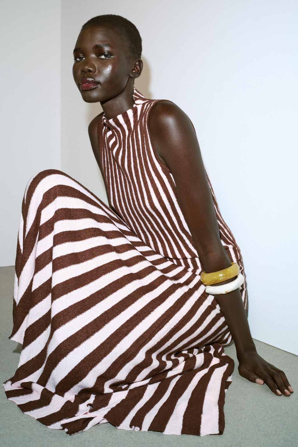 TEXTURED STRIPED SLEEVELESS TOP - Zara фото 4